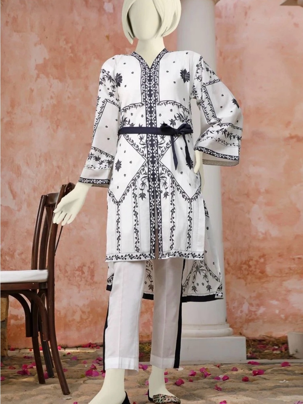 Elegant White & Black Embroidered Women Kurta Set